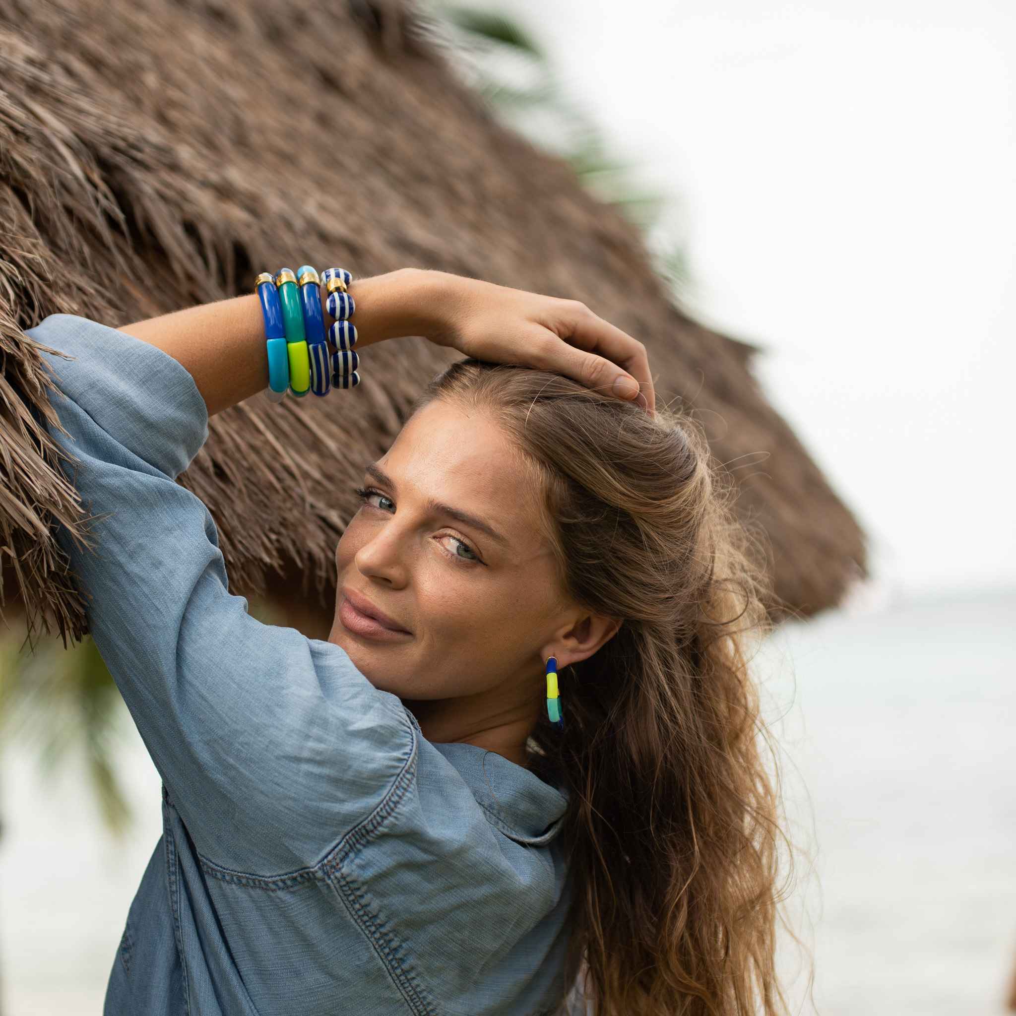 Boucles d’oreilles créoles perles bleues interchangeables | Vela Parabaya Parabaya