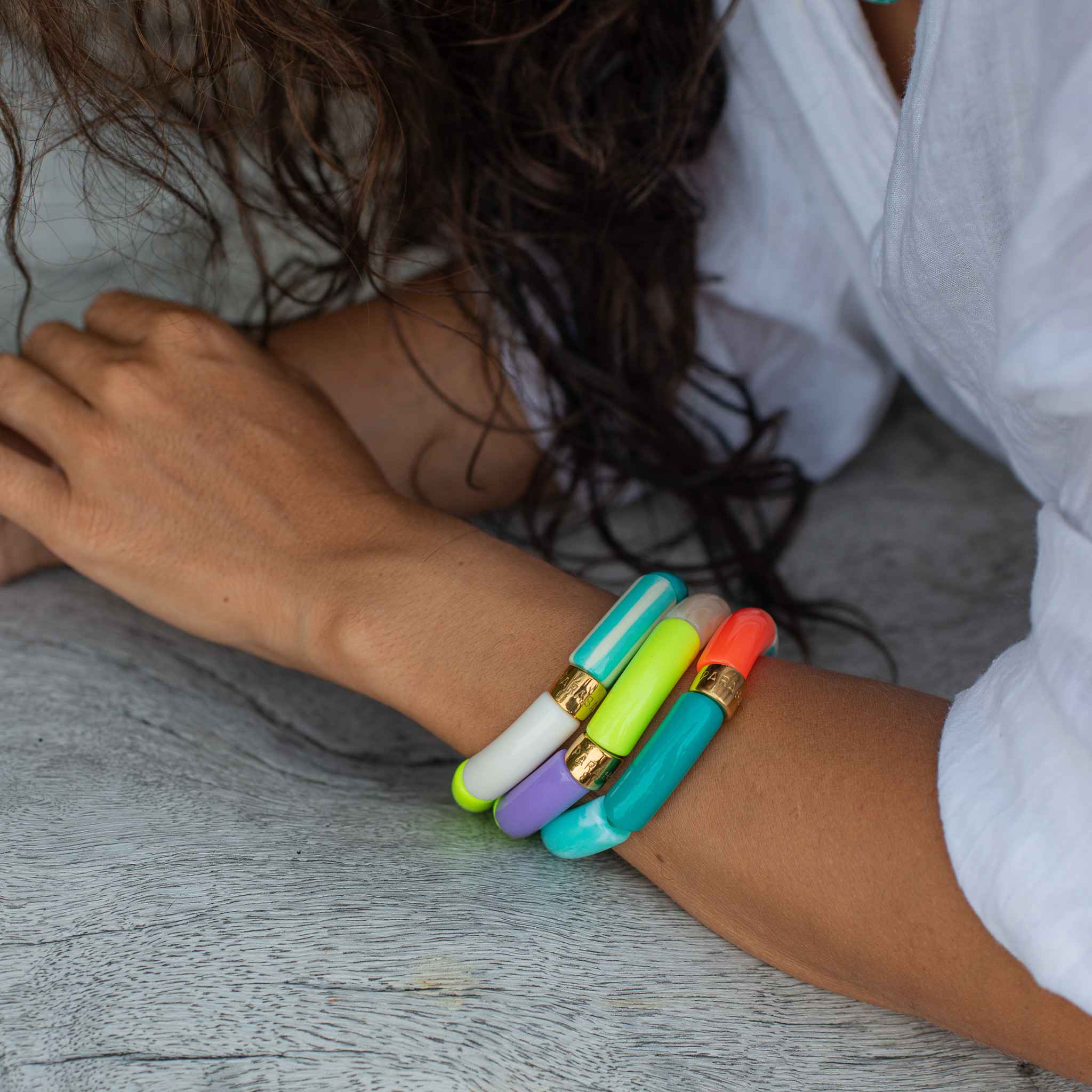 Bracelet perles colorées violet jaune bleu orange femme | Pipoca Surf Parabaya Parabaya