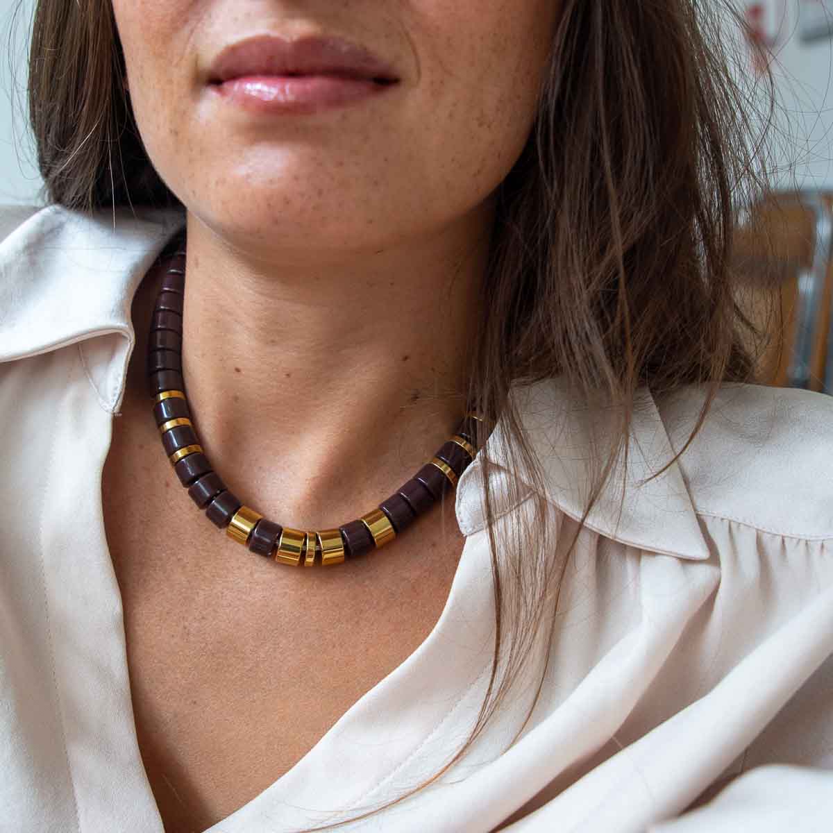 Collier chocolat et doré femme | Praia Terra Parabaya Parabaya