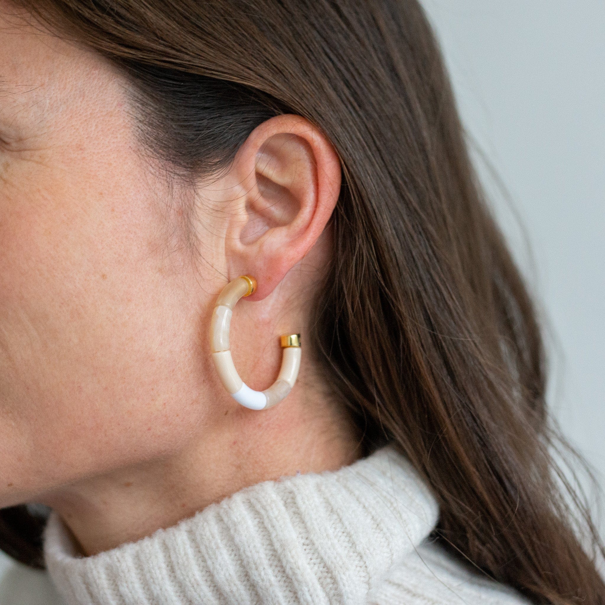 Boucles d'oreilles Bola Creme Parabaya