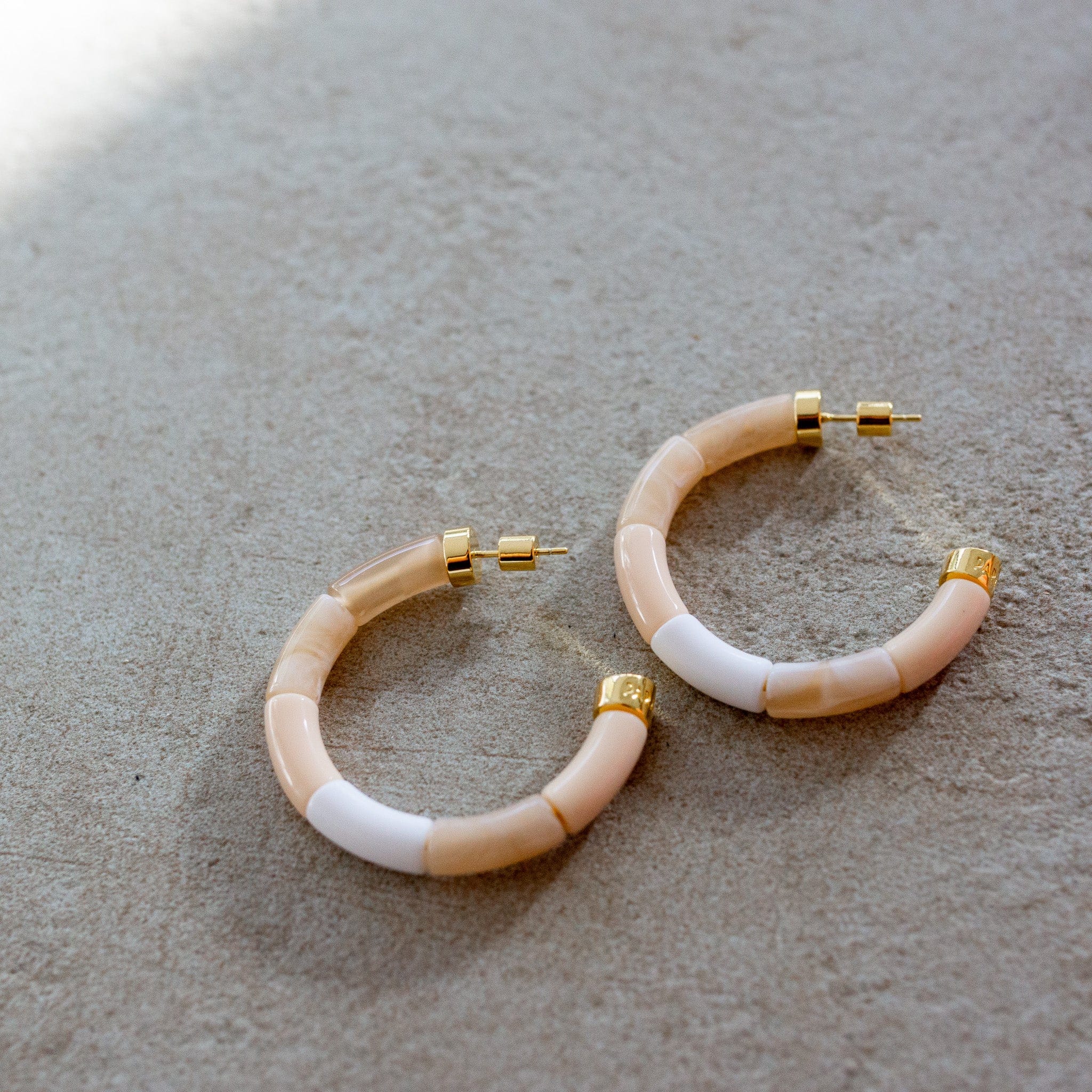 Boucles d'oreilles Bola Creme Parabaya