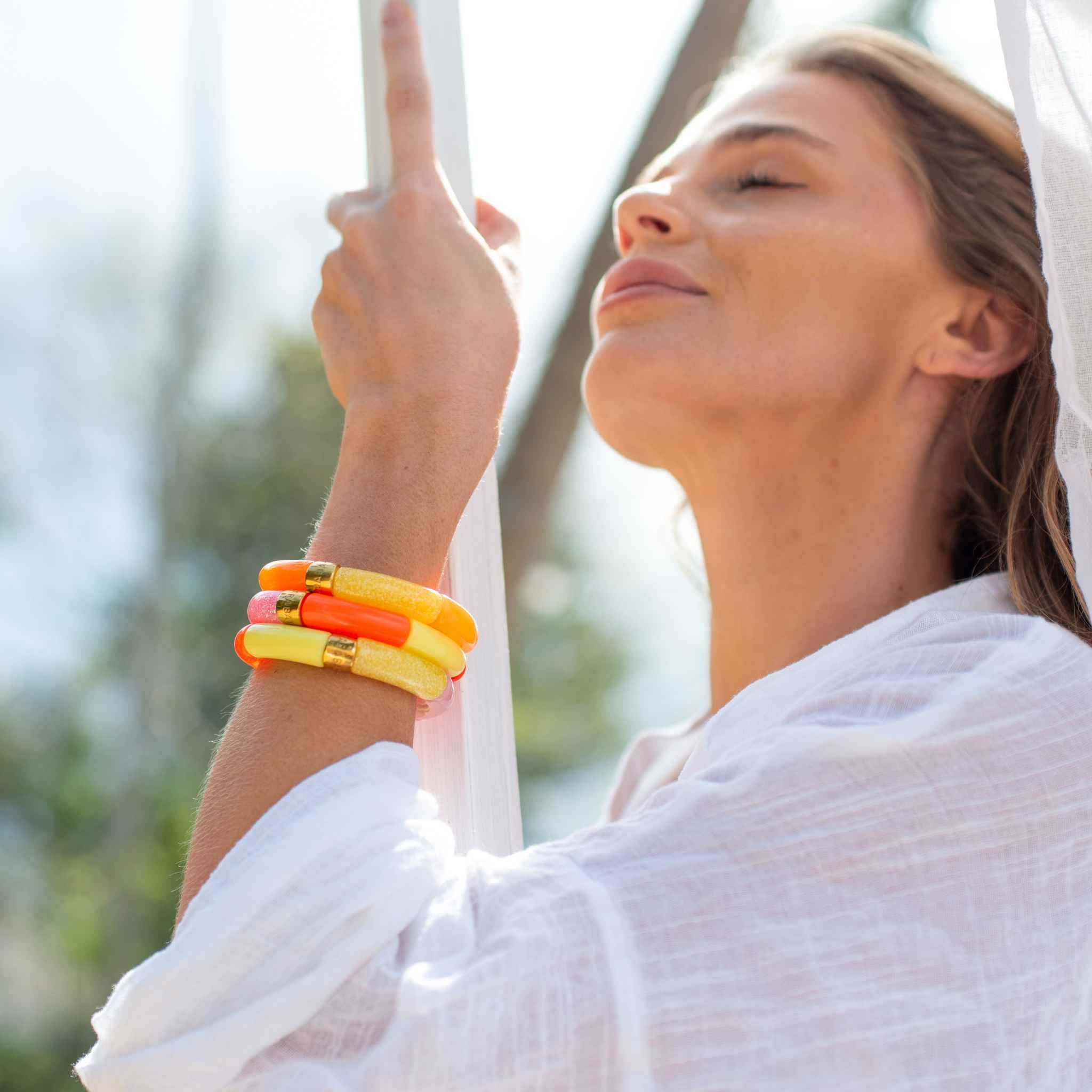 Bracelet perles colorées femme jaune rose pailleté | Olala Pipoca Parabaya Parabaya