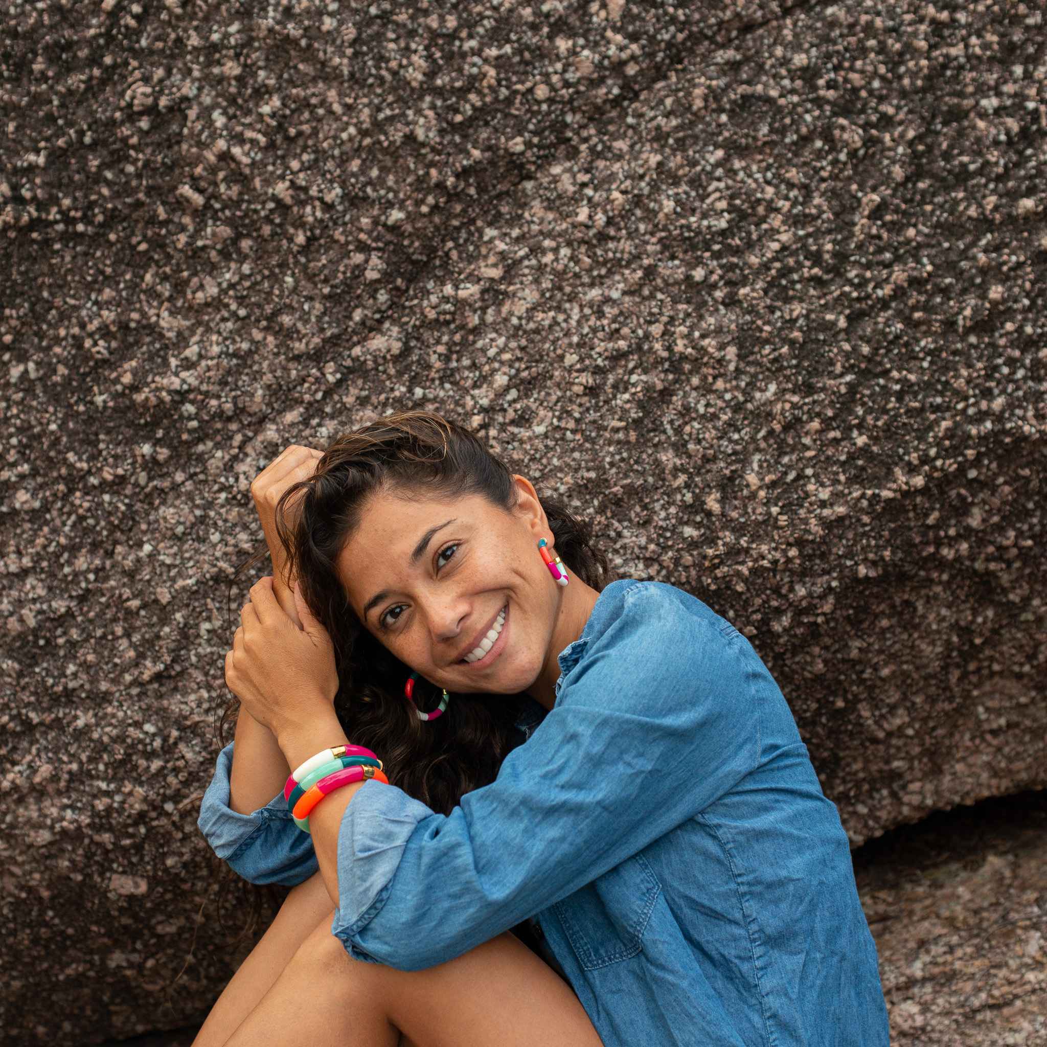 Bracelet perles colorées orange fuchsia bleu femme | Pipoca Energia Paarabaya Parabaya